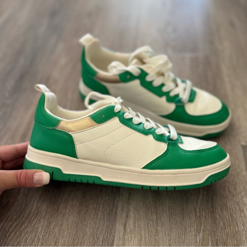 No Boundaries Women’s Sneakers